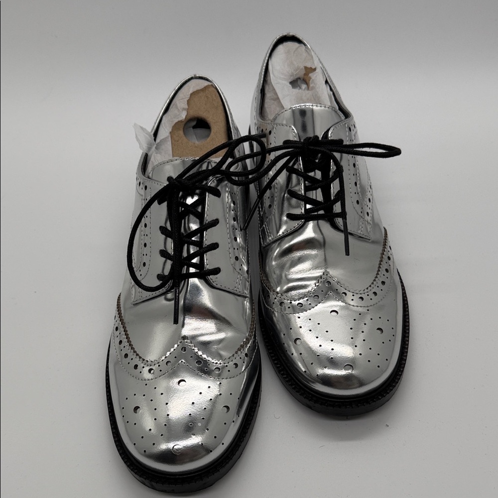 Marc Fisher Silver Espadrilles Size 8.5